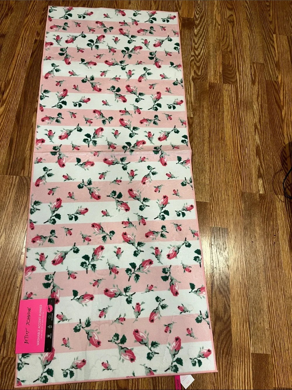 Betsey Johnson washable accent runner